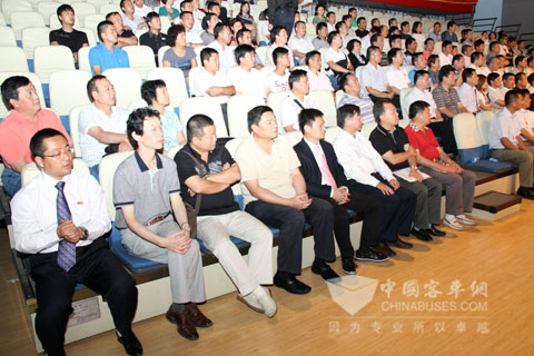 无码AV大香线蕉伊人久久