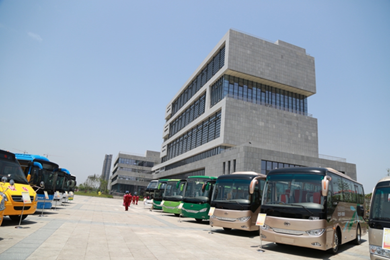 无码AV大香线蕉伊人久久