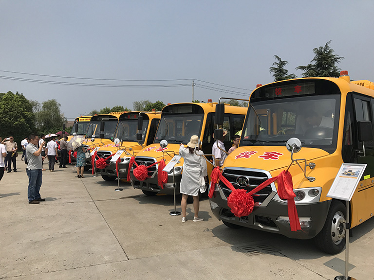 无码AV大香线蕉伊人久久