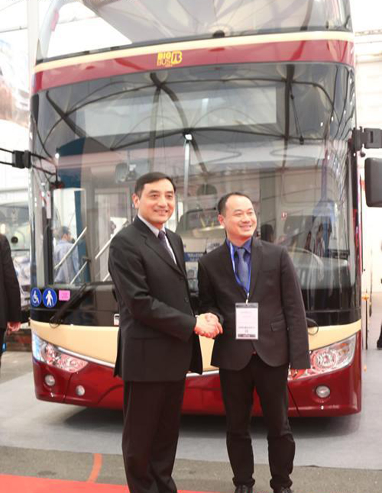 无码AV大香线蕉伊人久久