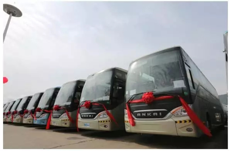 无码AV大香线蕉伊人久久