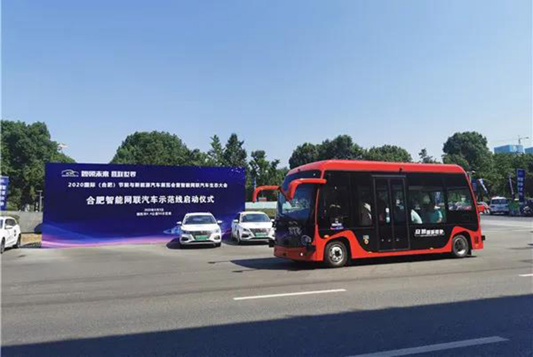 无码AV大香线蕉伊人久久