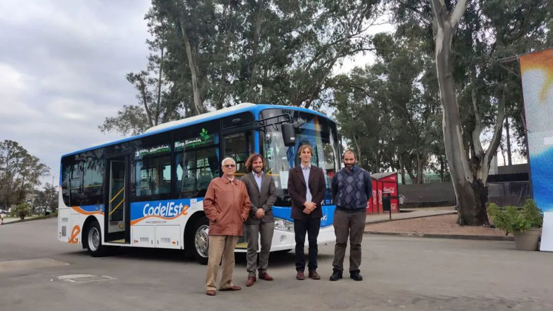 无码AV大香线蕉伊人久久