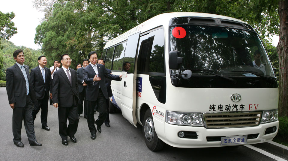 无码AV大香线蕉伊人久久