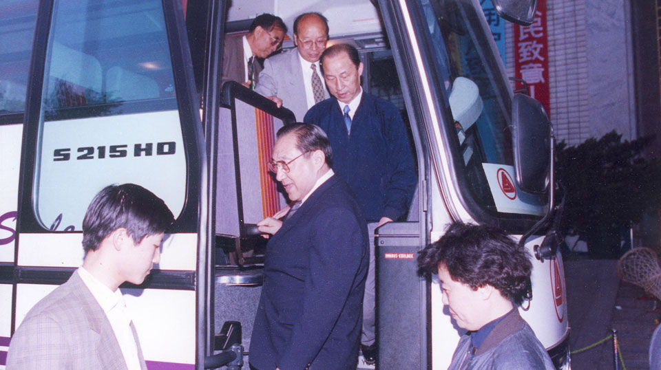 无码AV大香线蕉伊人久久