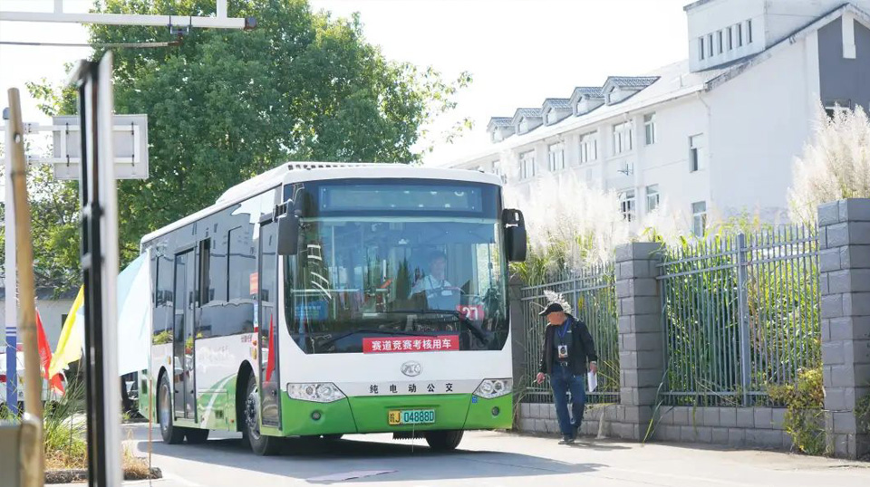 无码AV大香线蕉伊人久久