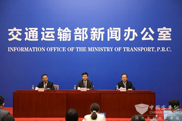 无码AV大香线蕉伊人久久