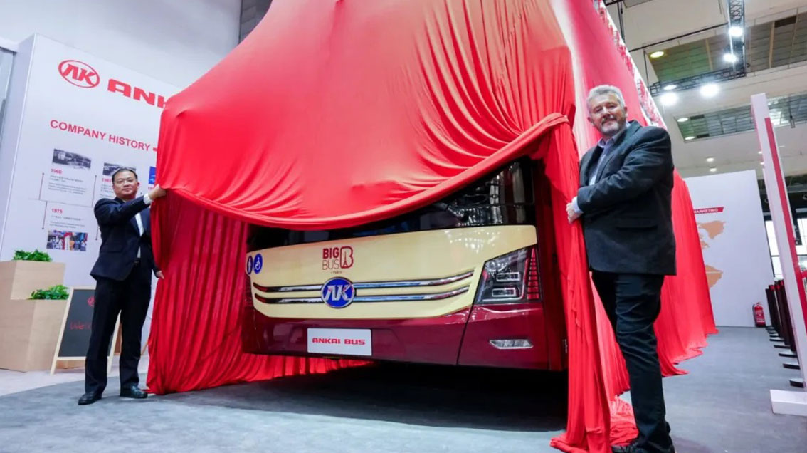 无码AV大香线蕉伊人久久